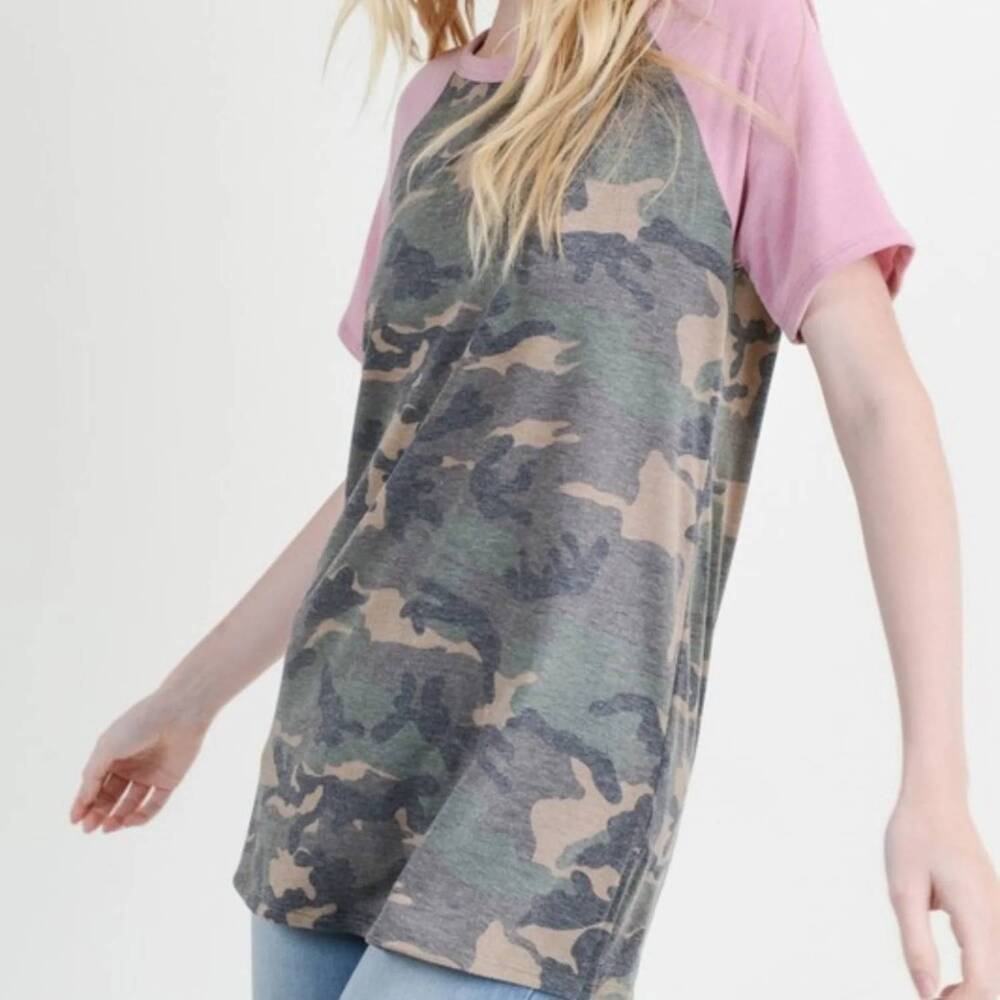 NEW FIRST LOVE short sleeve raglan tee in camo & blush rose pink